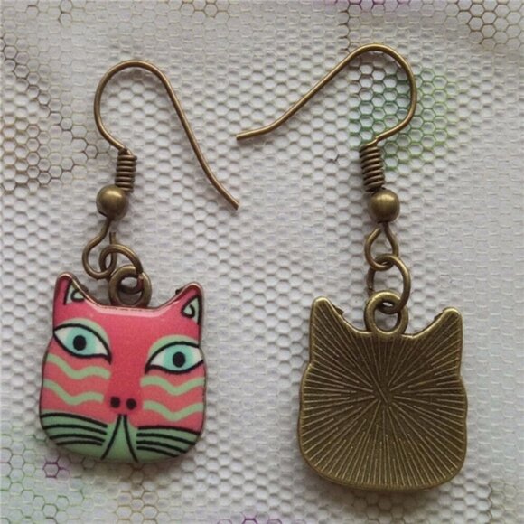 Highly Enameled CAT Dangling Earrings - Picture 2 of 4